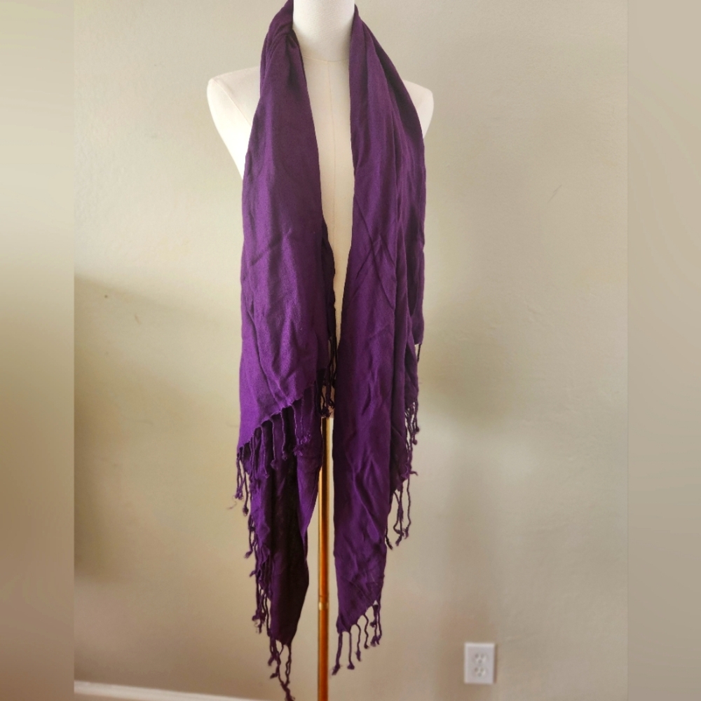 Women’s Purple Scarf